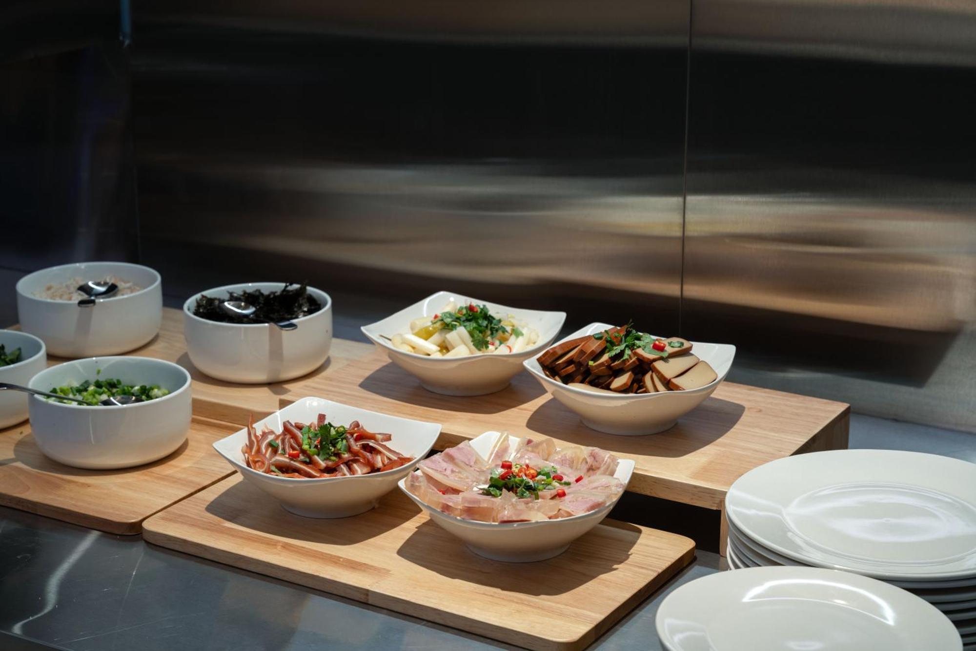 Atour Light Pudong Chuansha Road Hotel 4*
